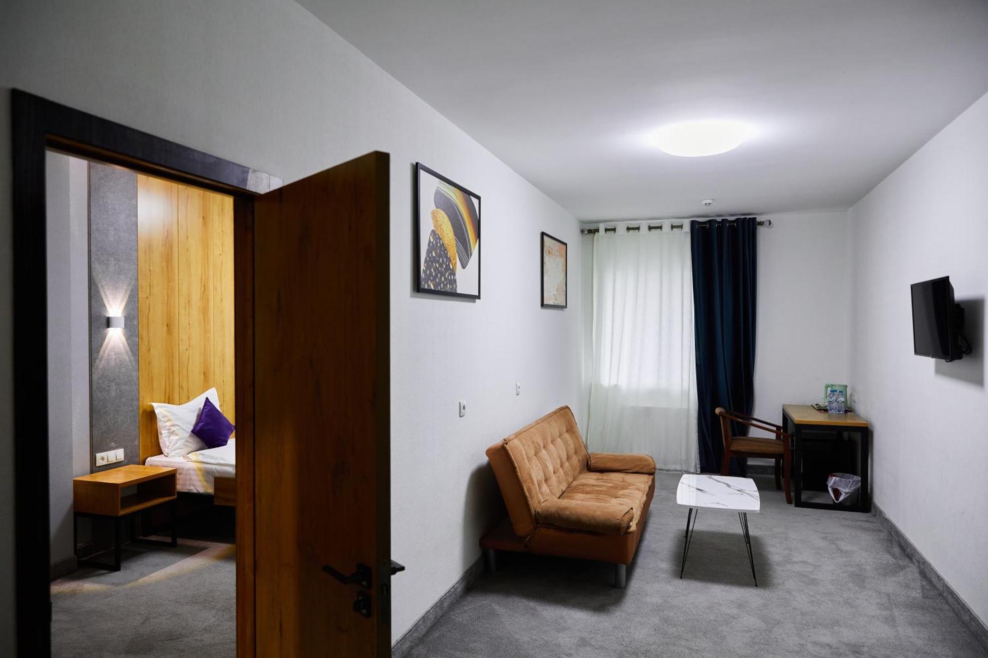 Art Plaza Hotel Tachkent Extérieur photo