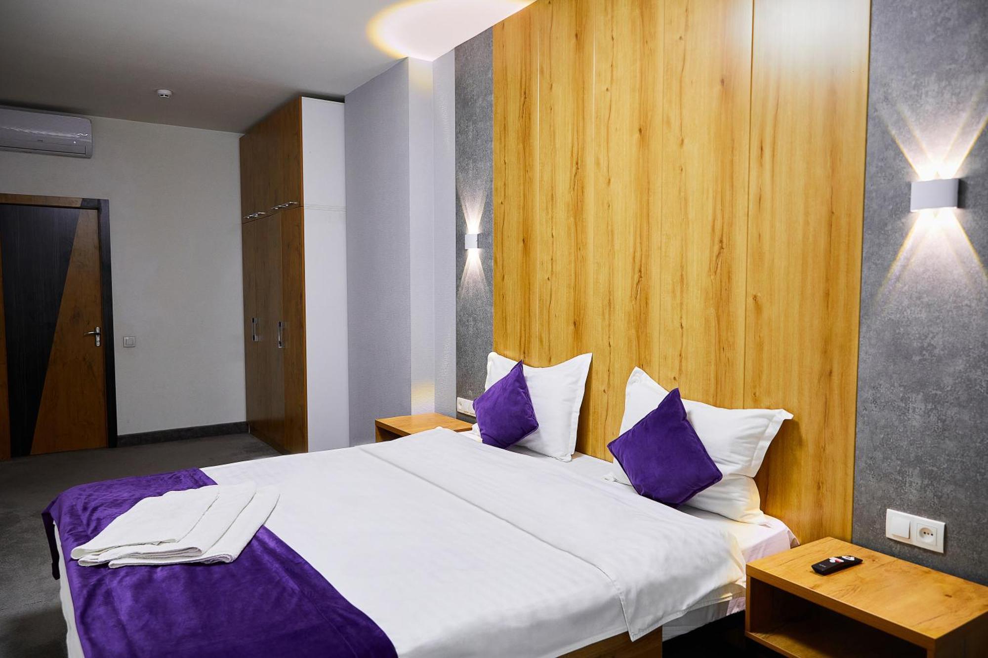 Art Plaza Hotel Tachkent Extérieur photo