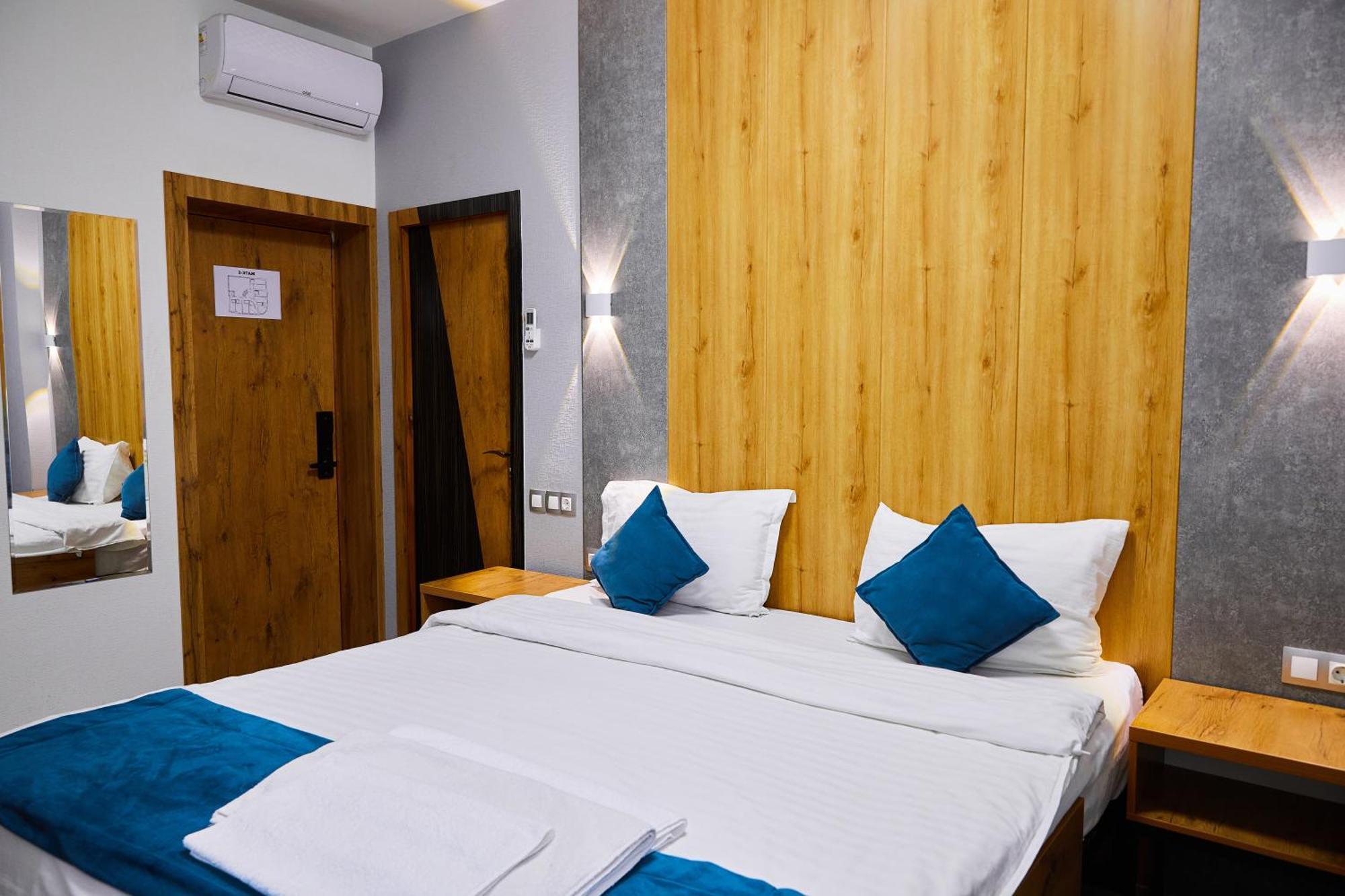 Art Plaza Hotel Tachkent Extérieur photo