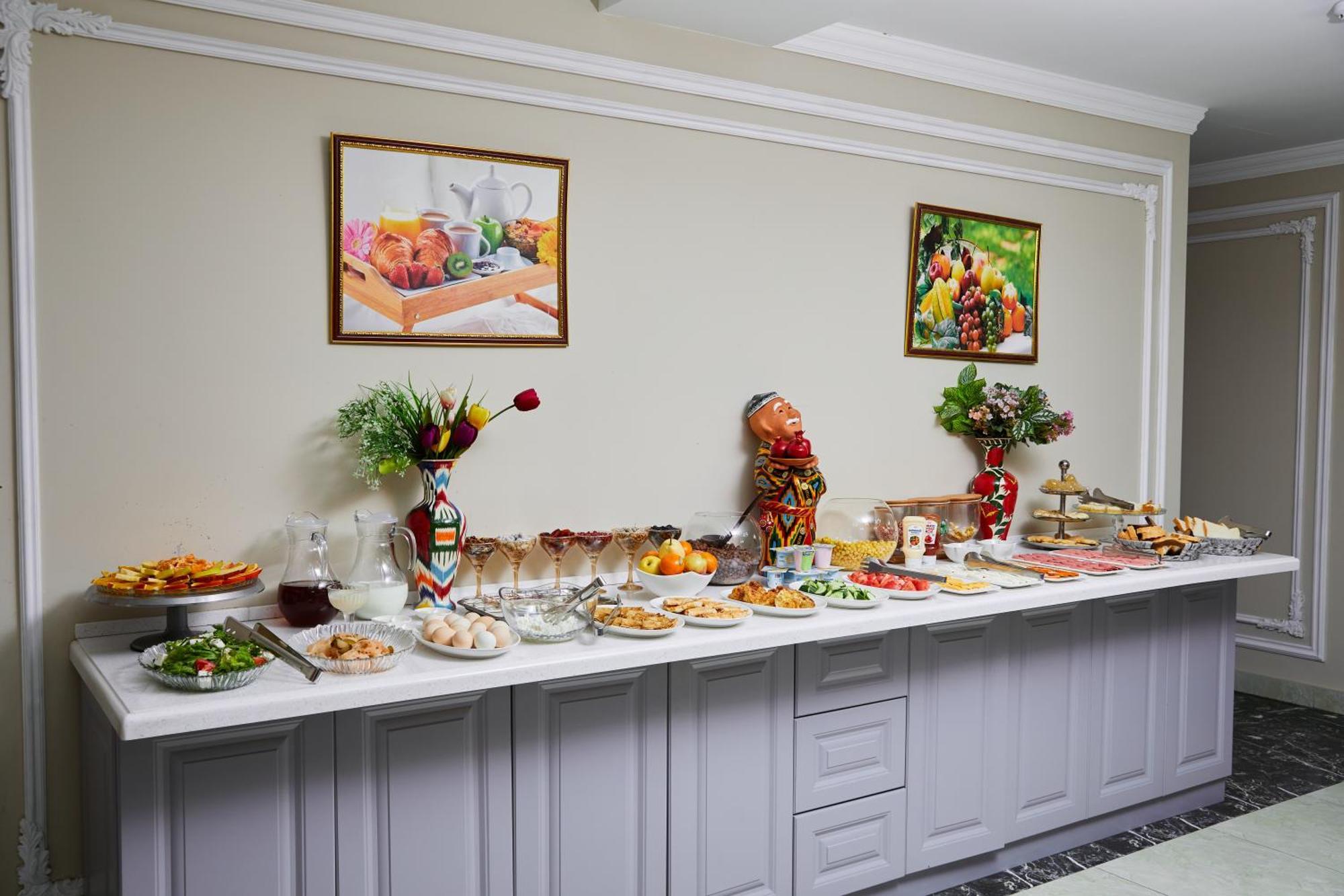 Art Plaza Hotel Tachkent Extérieur photo